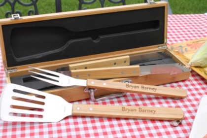 Personalised BBQ Grill Tool Set. Custom Engraved Wood Handle